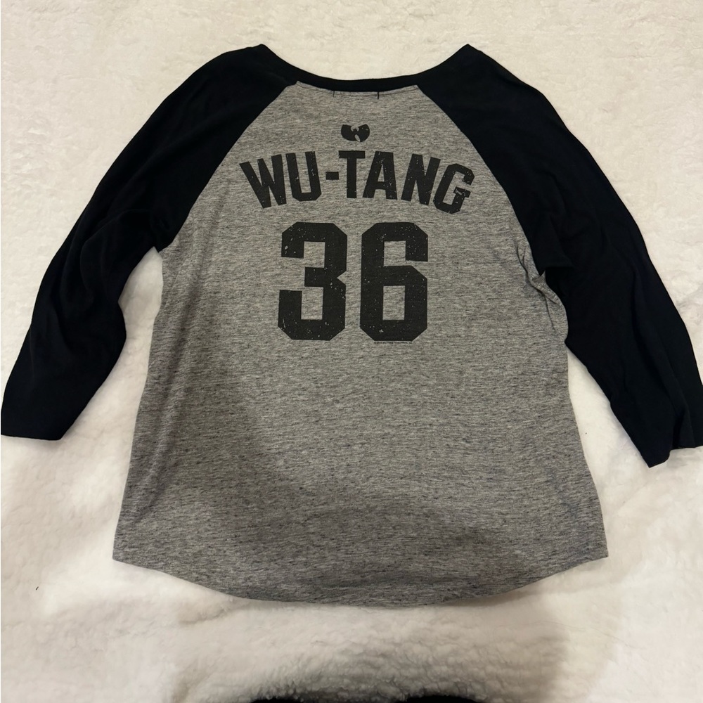 Long Sleeve Tee - Black and Gray